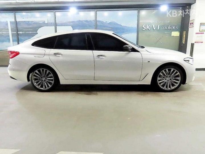 BMW 6 Series Gran Turismo 2018 photo 3
