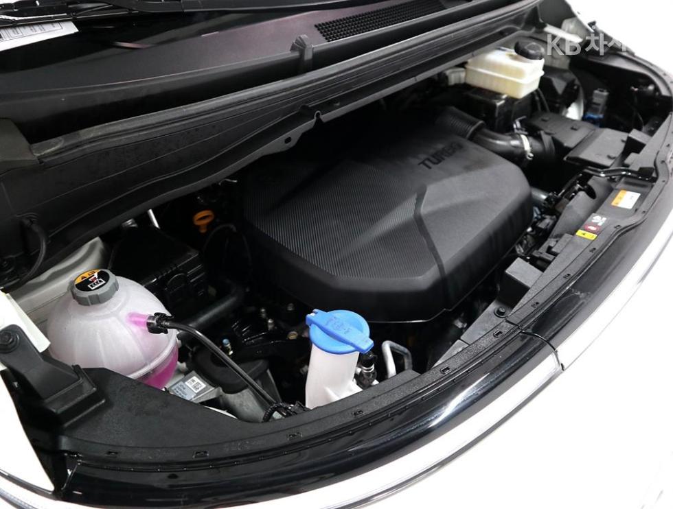 Hyundai Staria — miniaturë 6