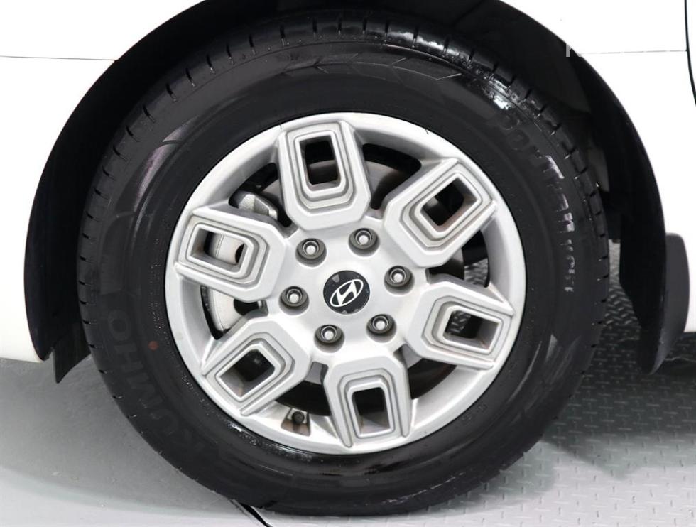 Hyundai Staria — miniaturë 18