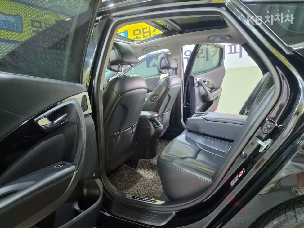 Hyundai Grandeur — miniaturë 17