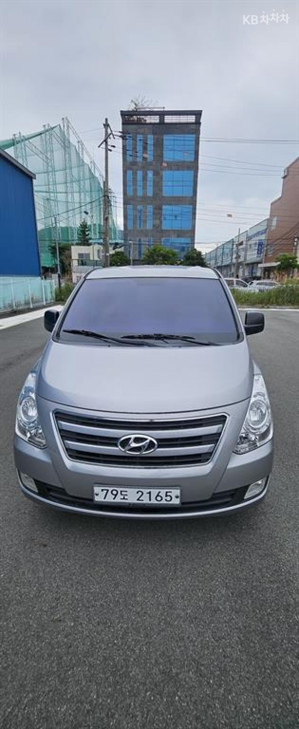 Hyundai Starex — miniaturë 2