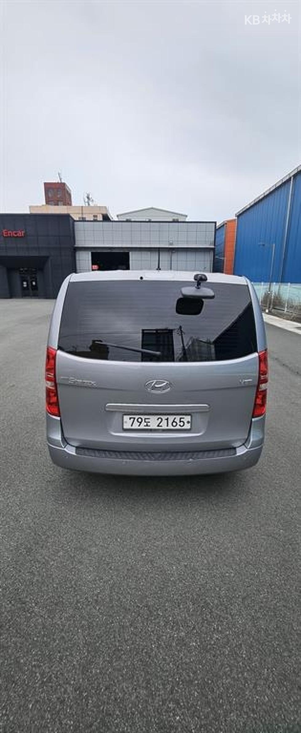 Hyundai Starex — miniaturë 5