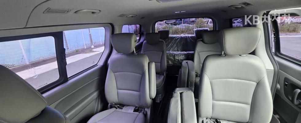 Hyundai Starex — miniaturë 9