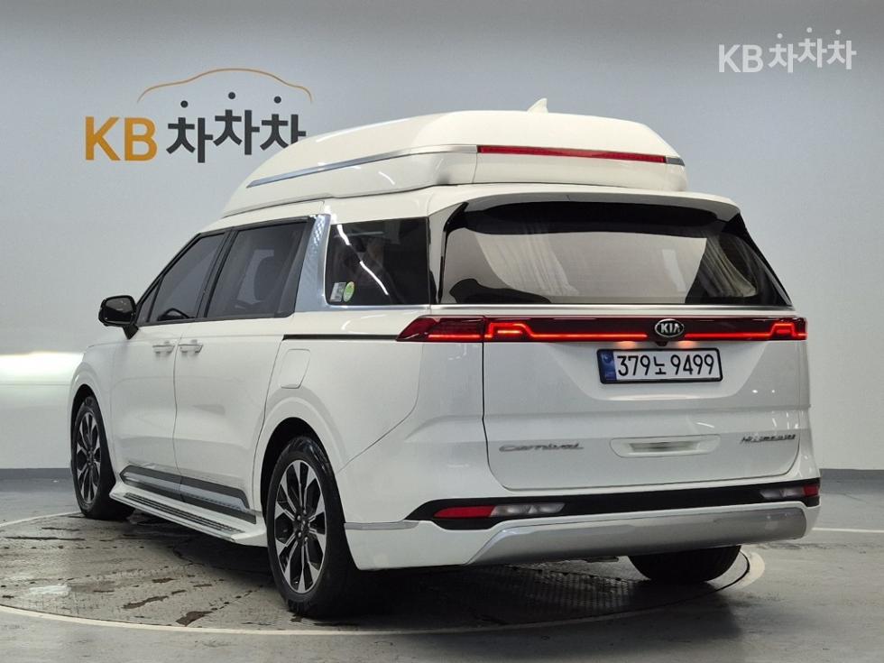 Kia Carnival — miniaturë 2