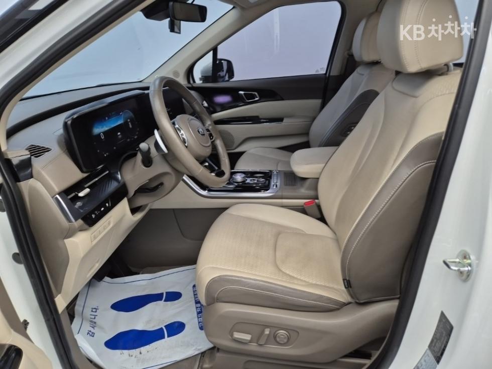 Kia Carnival — miniaturë 11