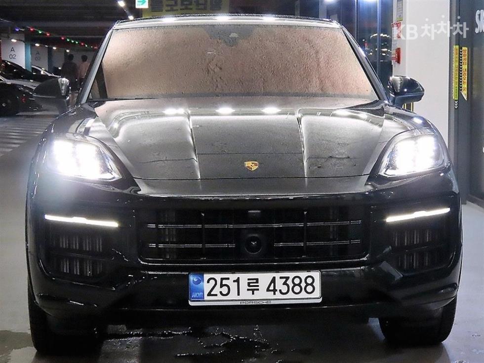 Porsche Cayenne — miniaturë 2