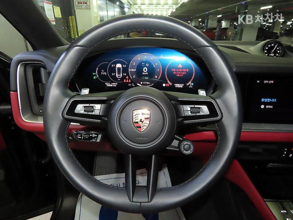 Porsche Cayenne — miniaturë 8