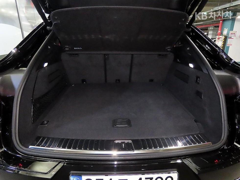 Porsche Cayenne — miniaturë 16