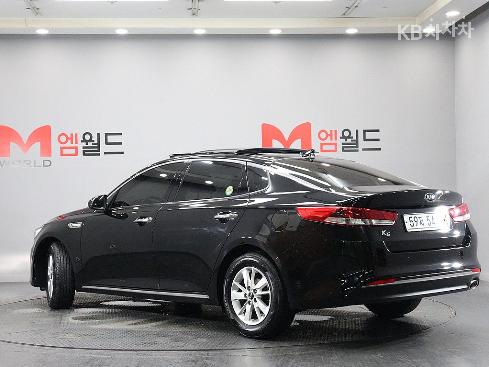 Kia K5 — miniaturë 4