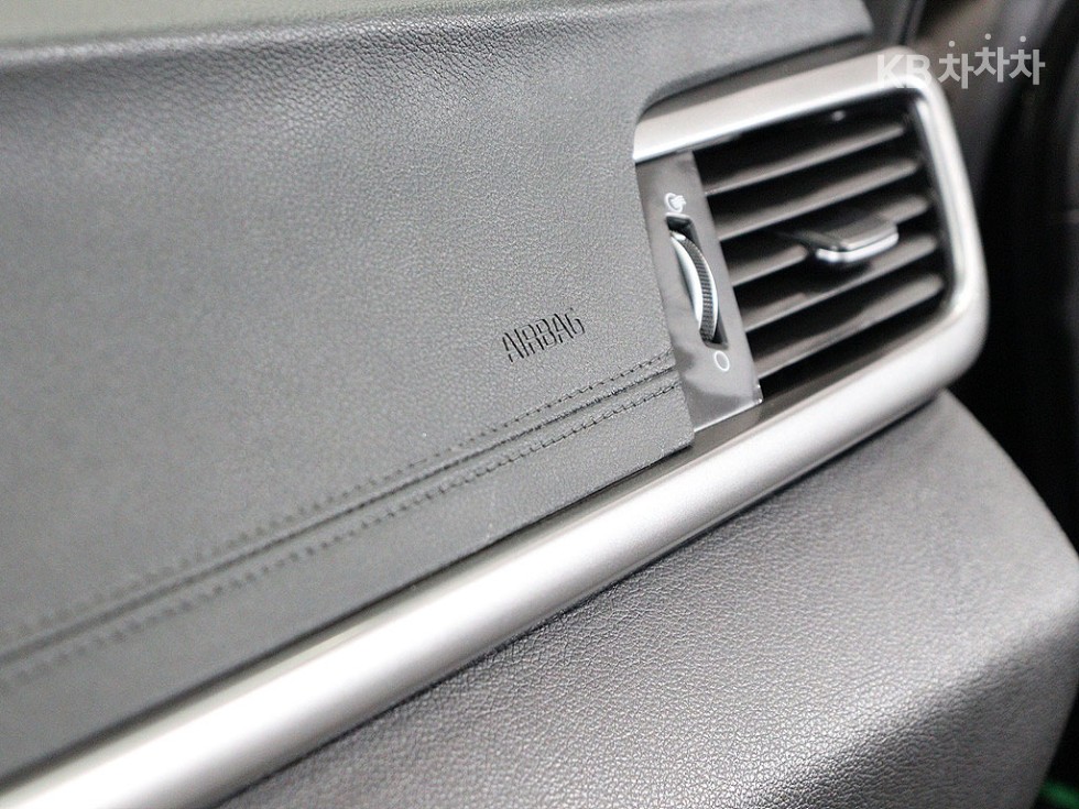Kia K5 — miniaturë 18