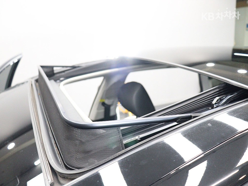 Kia K5 — miniaturë 17