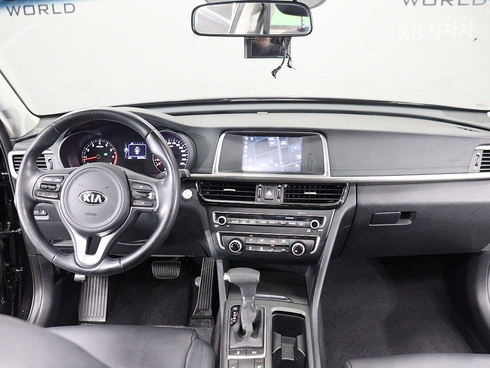 Kia K5 — miniaturë 8