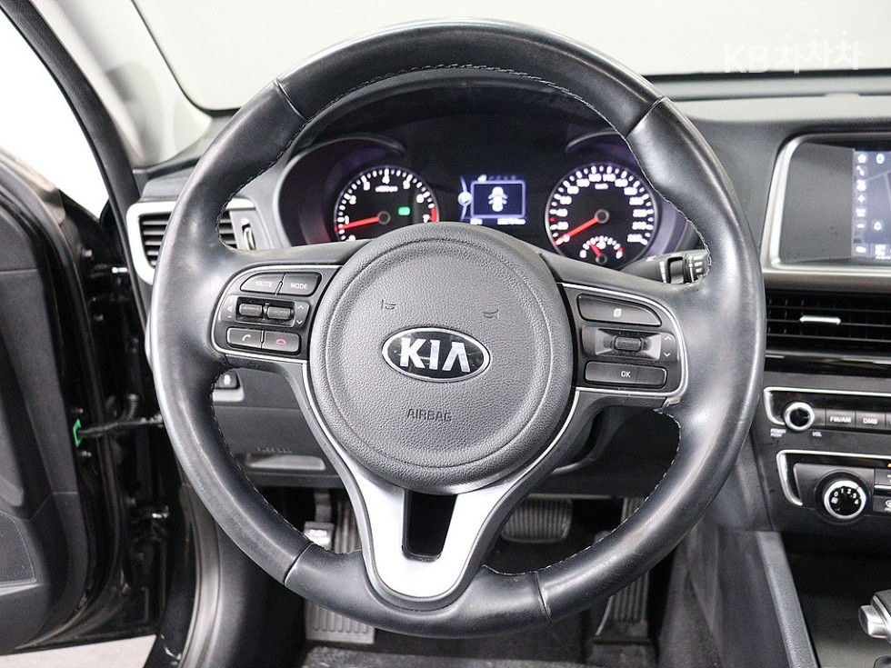 Kia K5 — miniaturë 16