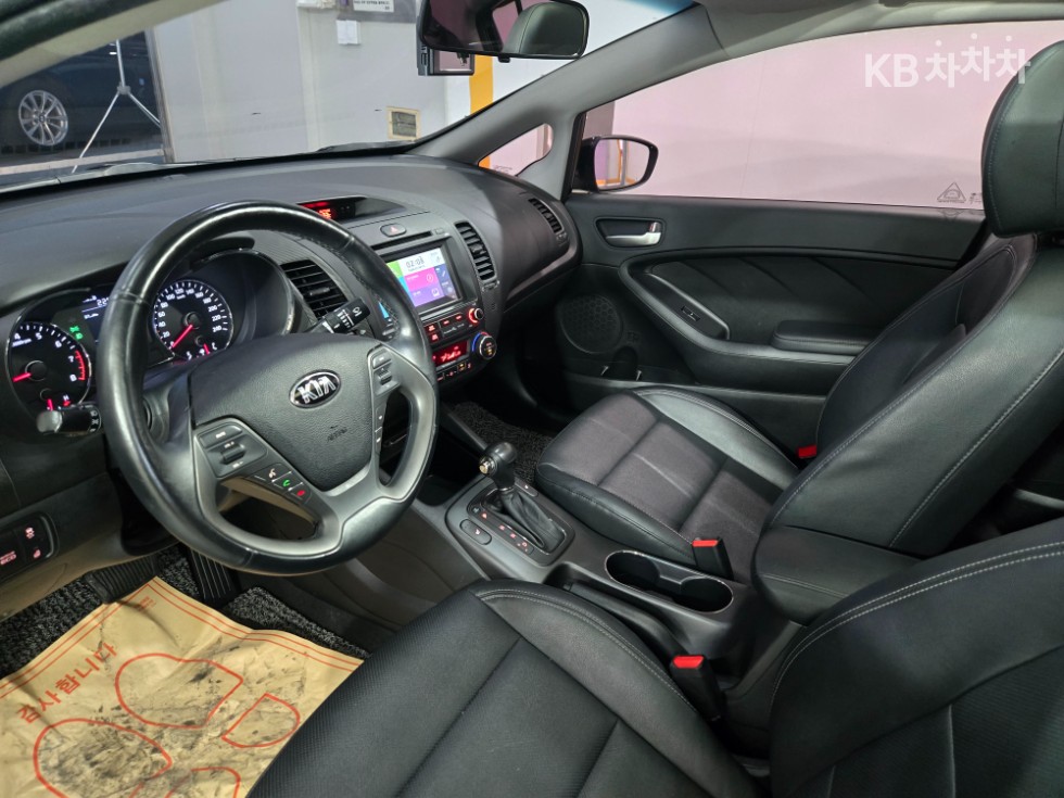 Kia K3 — miniaturë 9