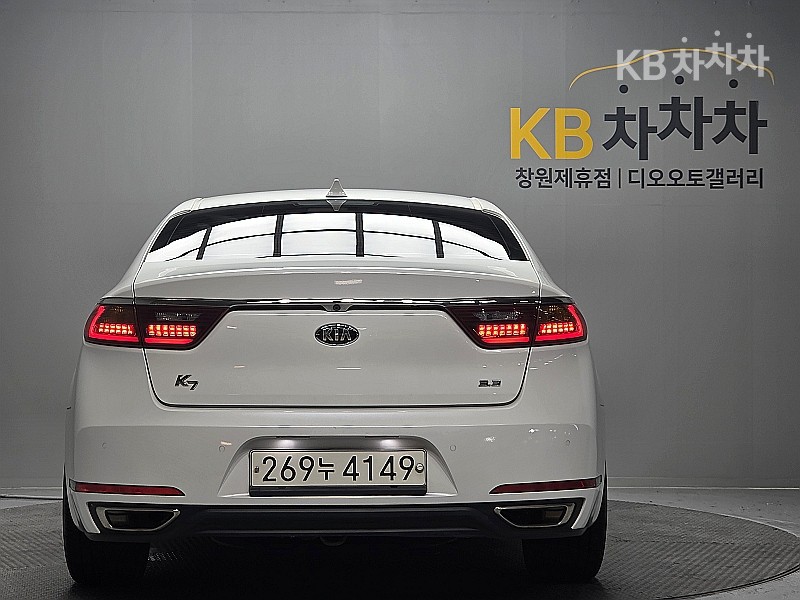 Kia K7 — miniaturë 5
