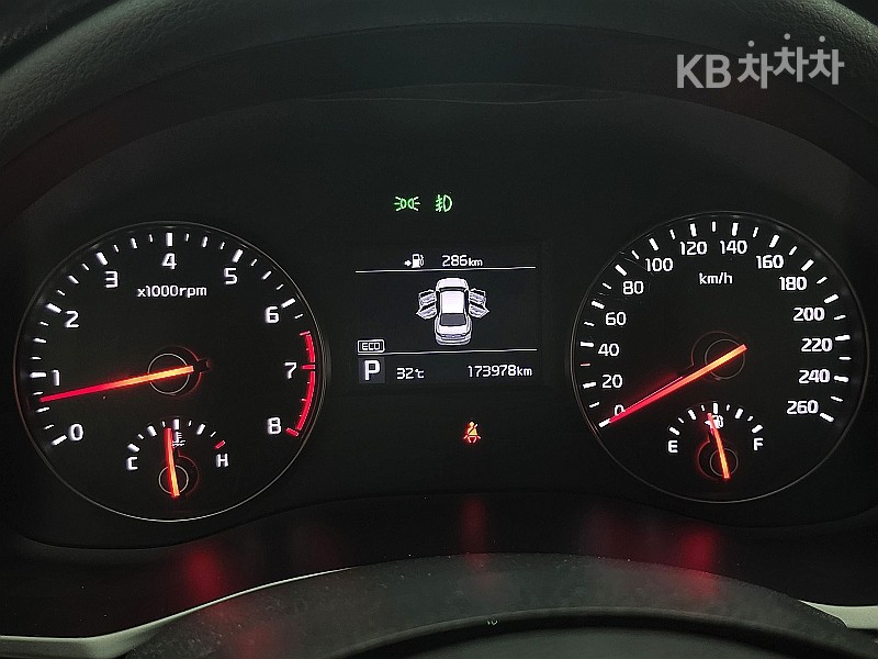 Kia K7 — miniaturë 7