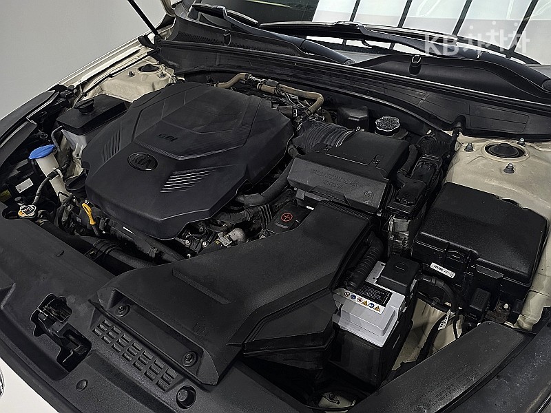 Kia K7 — miniaturë 8