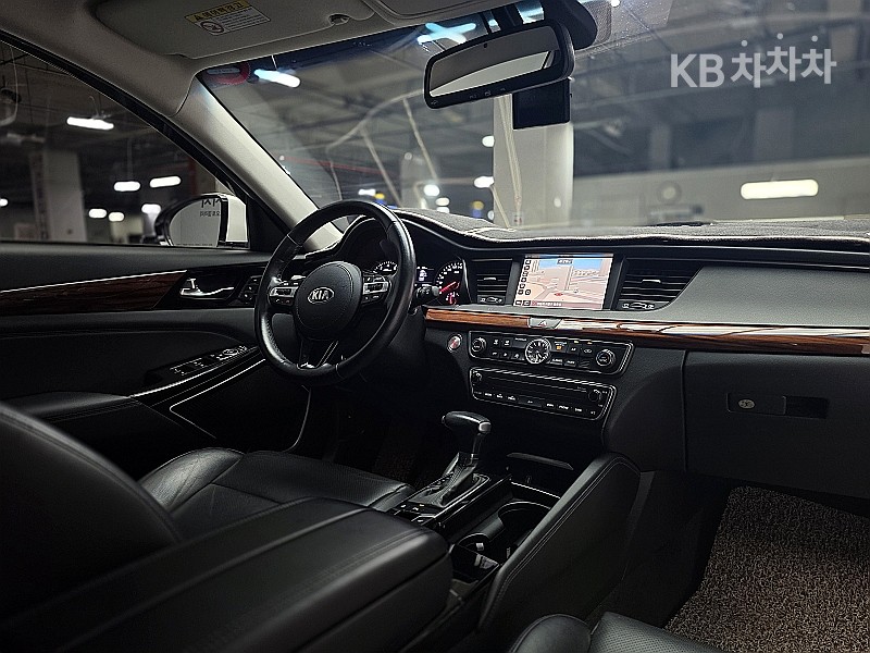 Kia K7 — miniaturë 18