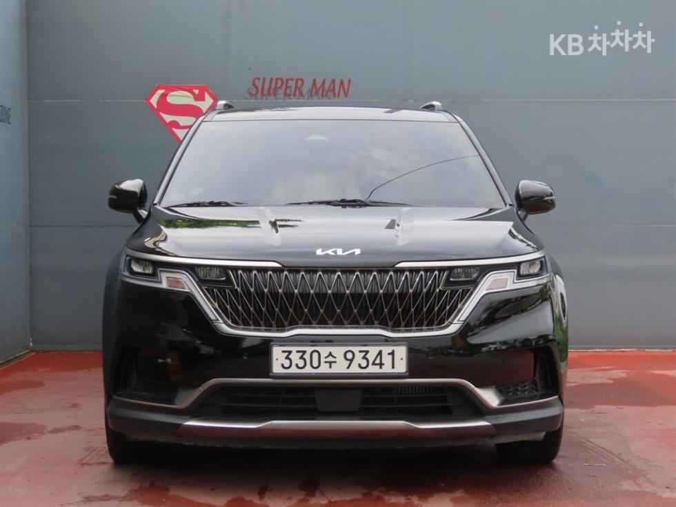 Kia Carnival — miniaturë 2
