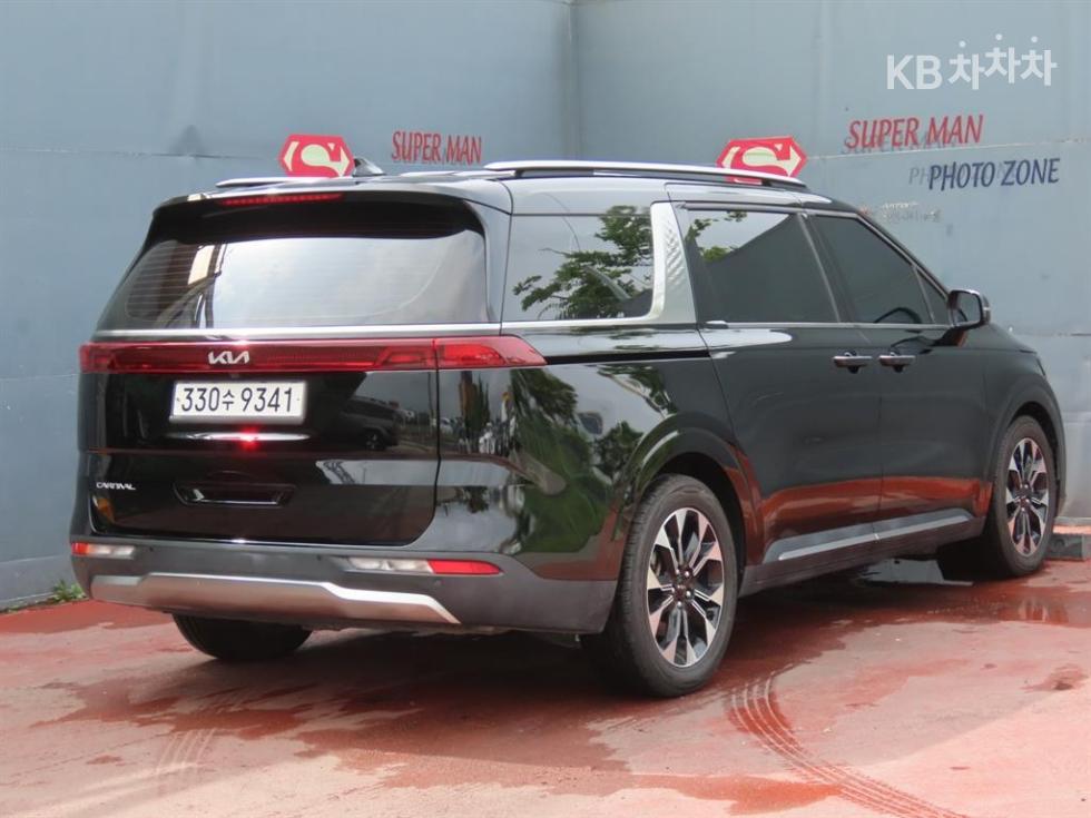 Kia Carnival — miniaturë 3