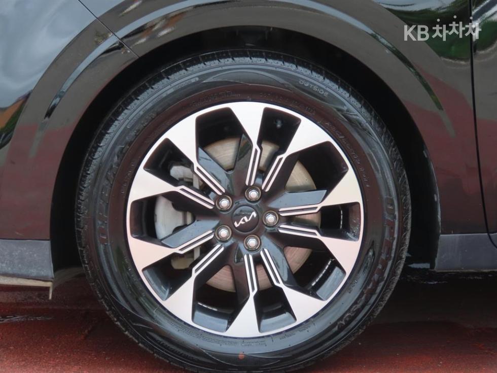 Kia Carnival — miniaturë 20