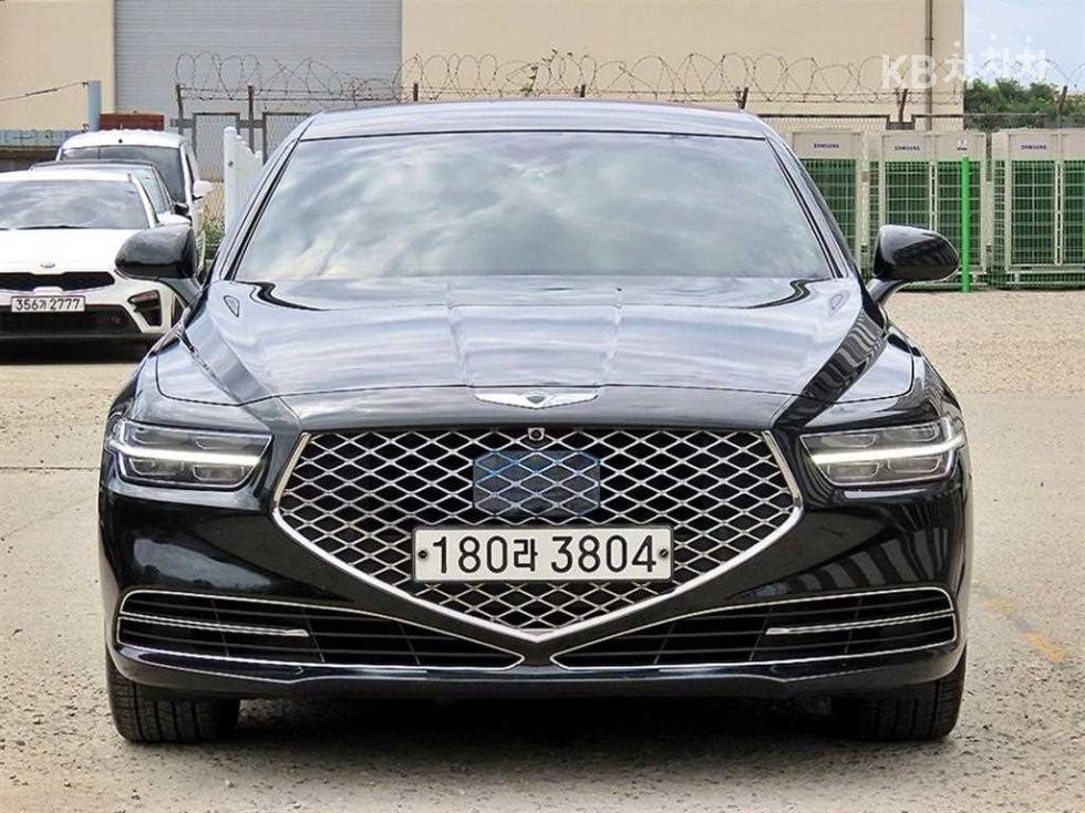 جينيسيس G90