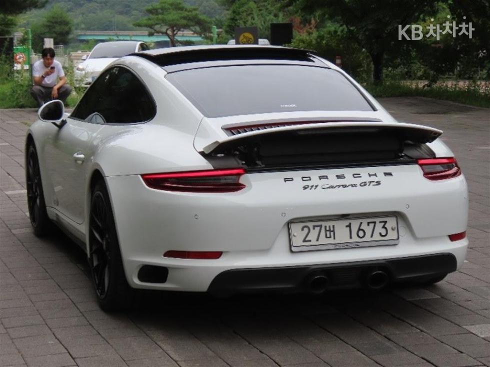 Porsche 911 — miniaturë 4