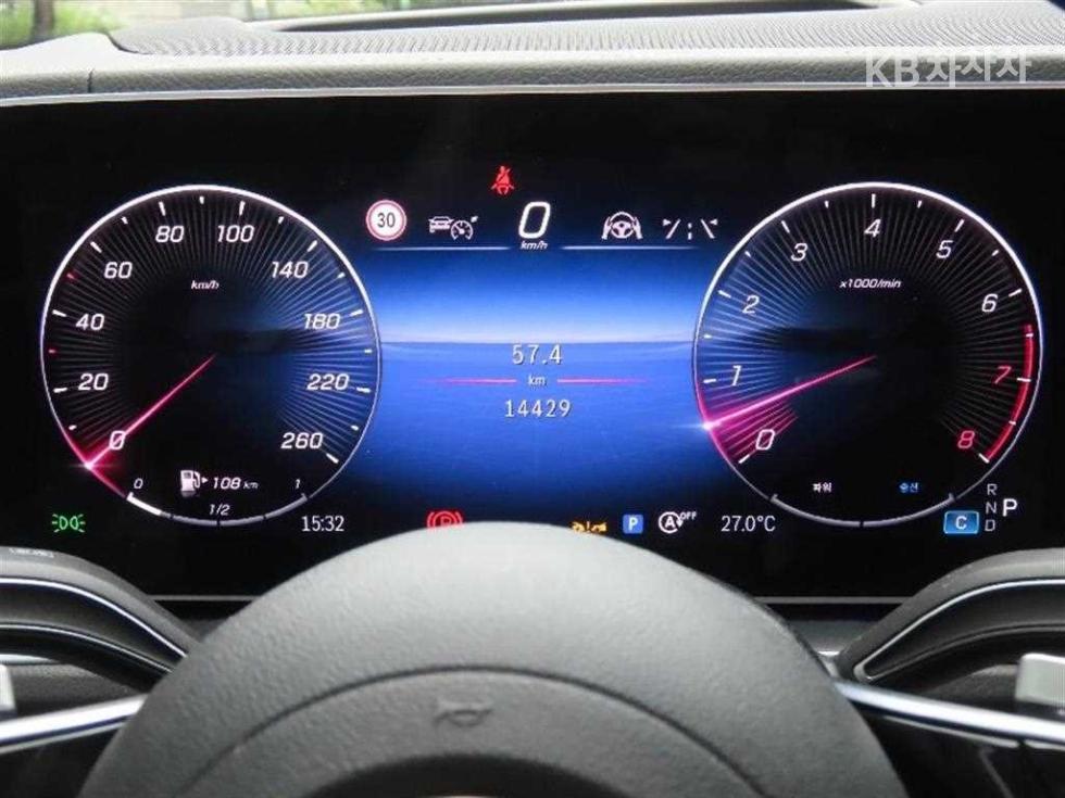 Mercedes-Benz GLE — miniaturë 5