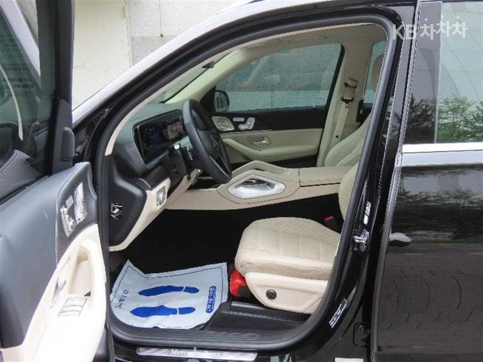 Mercedes-Benz GLE — miniaturë 12