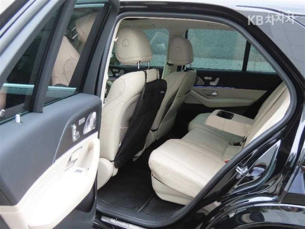 Mercedes-Benz GLE — miniaturë 13