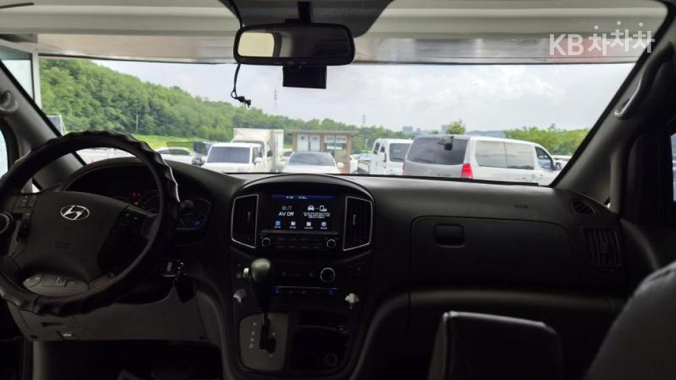 Hyundai Starex — miniaturë 7