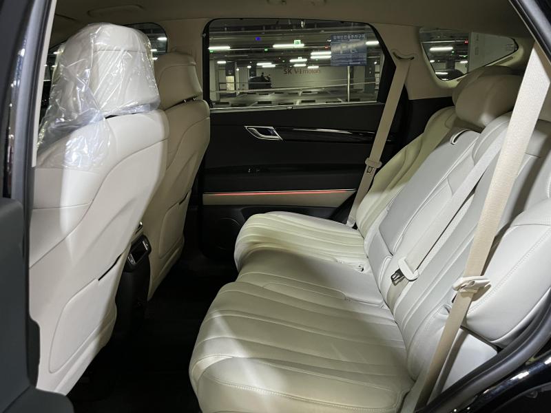 2024 Genesis GV80 photo