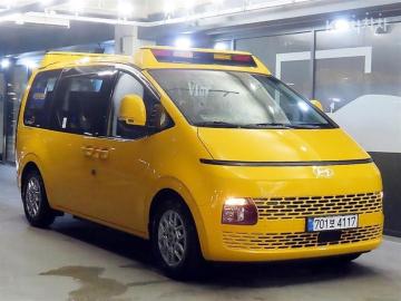 Hyundai Staria 3.5 LPi 15인승 — foto 1