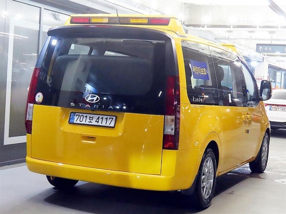 Hyundai Staria — miniaturë 4