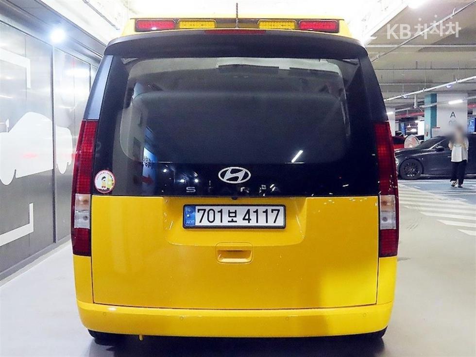 Hyundai Staria — miniaturë 5