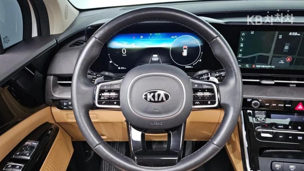 Kia Carnival — miniaturë 14