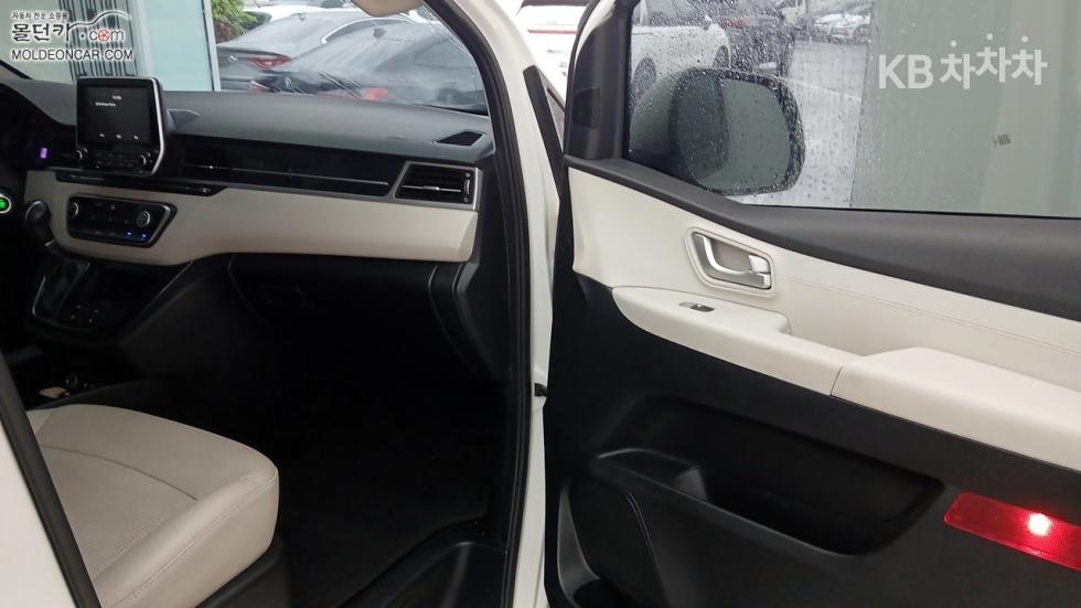 Hyundai Starex — miniaturë 10