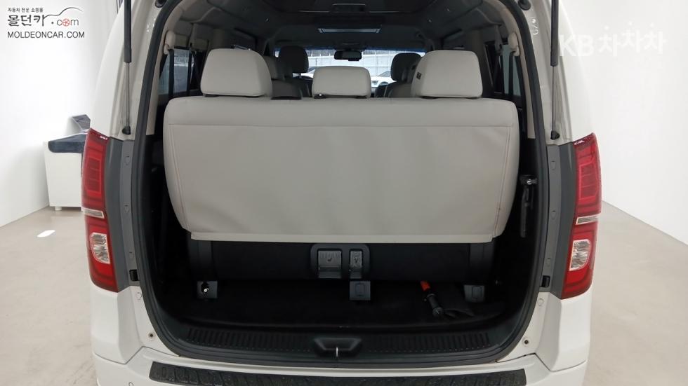 Hyundai Starex — miniaturë 16