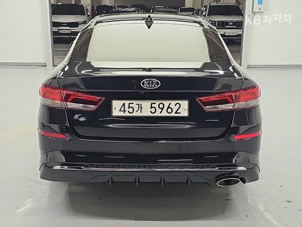 Kia K5 — miniaturë 3