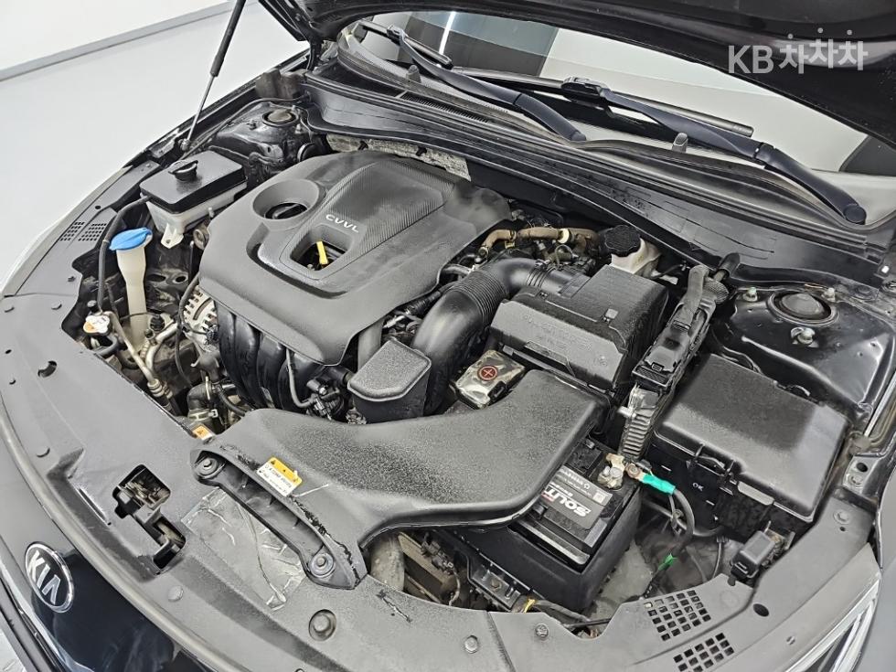 Kia K5 — miniaturë 5