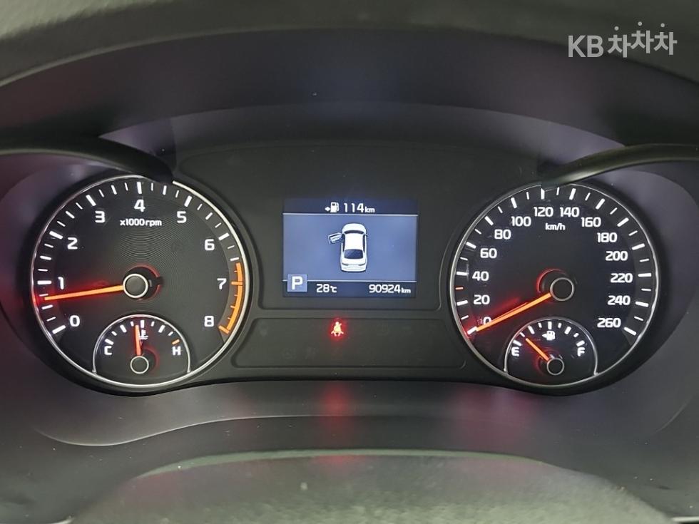 Kia K5 — miniaturë 6