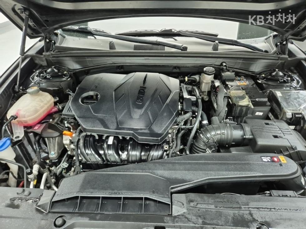Kia K8 — miniaturë 5