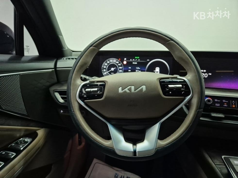 Kia K8 — miniaturë 9