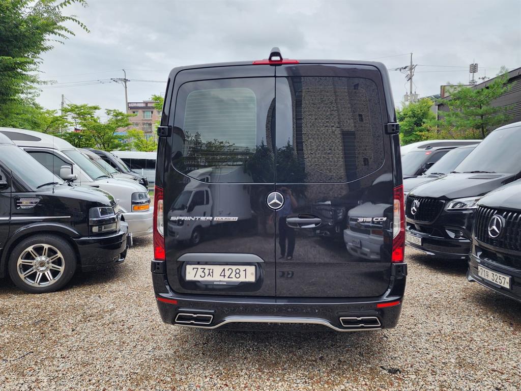 2021 Mercedes-Benz Used Car photo