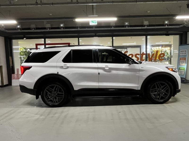 2024 Ford (6) photo