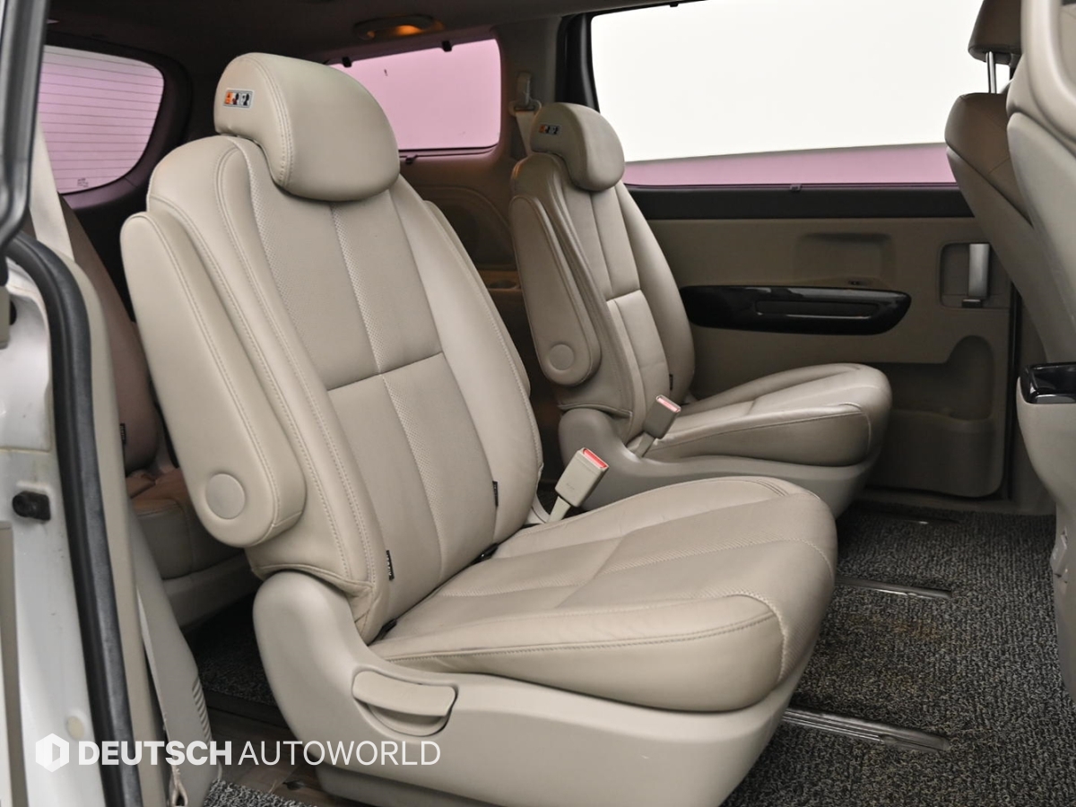 Kia Carnival — miniaturë 12