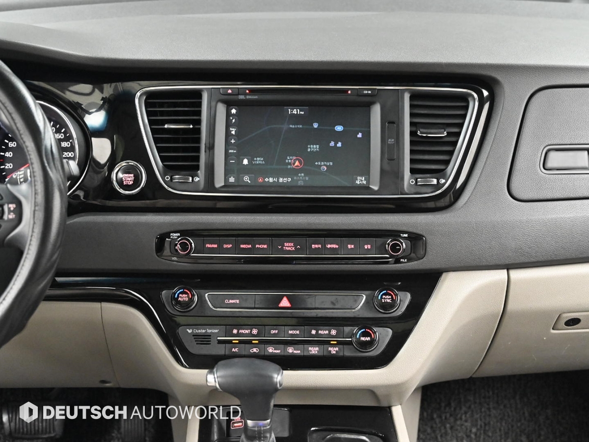 Kia Carnival — miniaturë 14