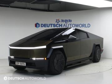 Tesla Cybertruck Cyberbeast basic model