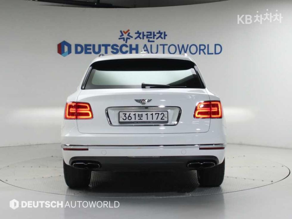 Bentley Bentayga — miniaturë 4