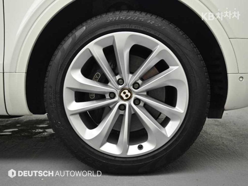 Bentley Bentayga — miniaturë 5